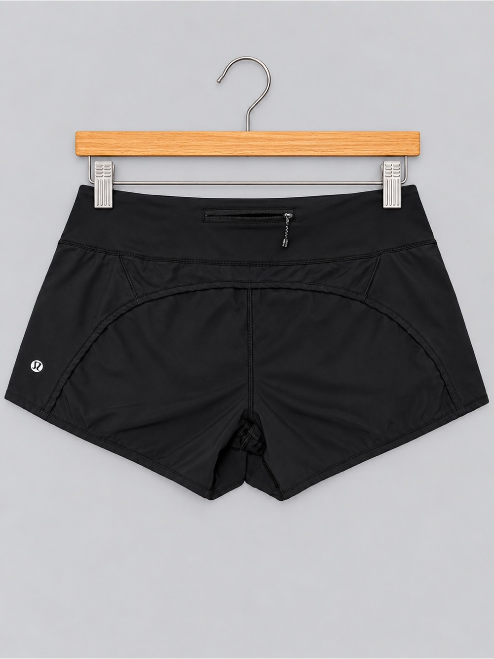🍋4/60$ Lululemon Black Women's Athletic Shorts
